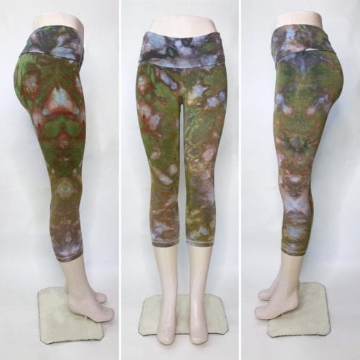Bambooty-Capri-Yoga-Pants-Hand-Dyed-59