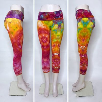 Bambooty-Capri-Yoga-Pants-Hand-Dyed-88